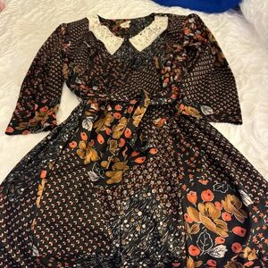 Vintage 1970s A line Dress with Lace Collar